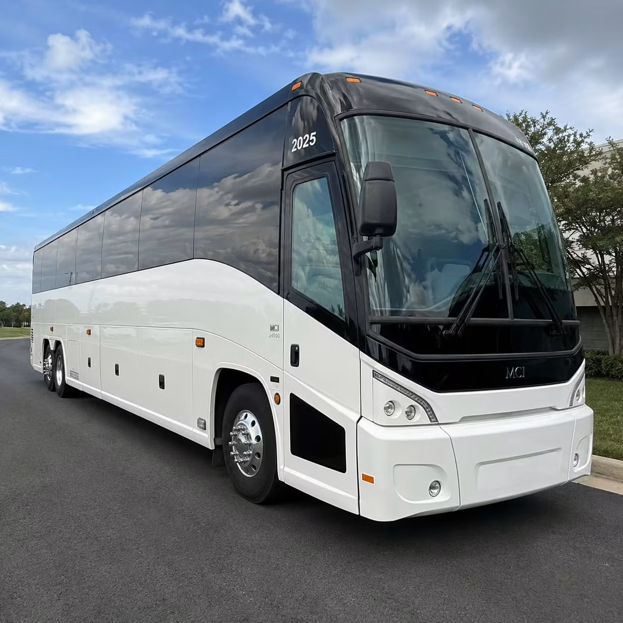 new orleans charter bus rental fleet