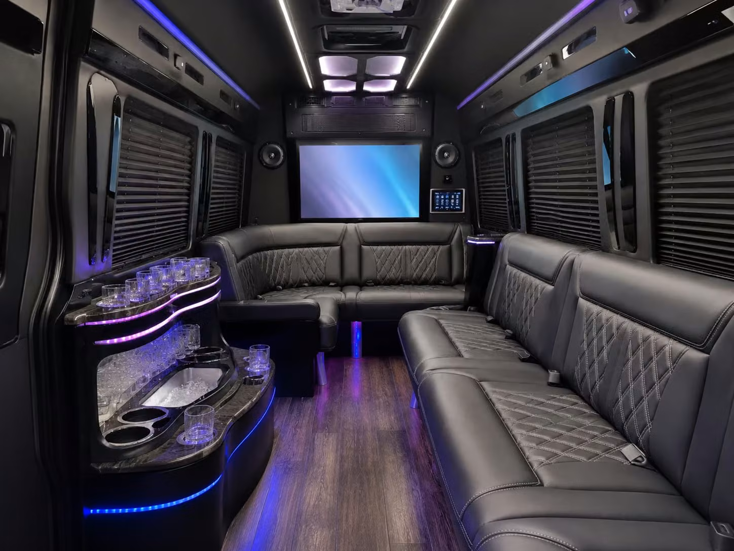 prom shuttle services between new orleans hotels and venues